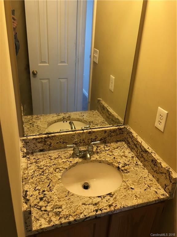 9826 Aviary Hill Way Charlotte NC 28214
