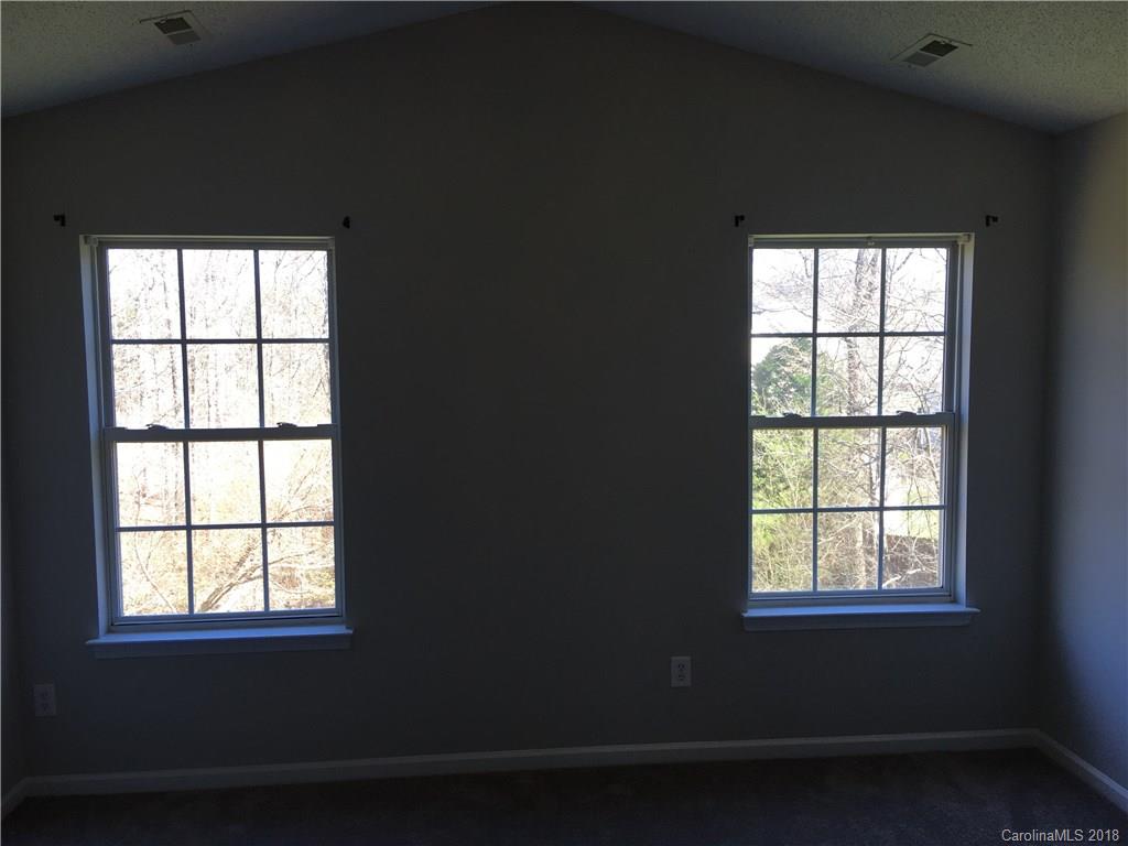 9826 Aviary Hill Way Charlotte NC 28214