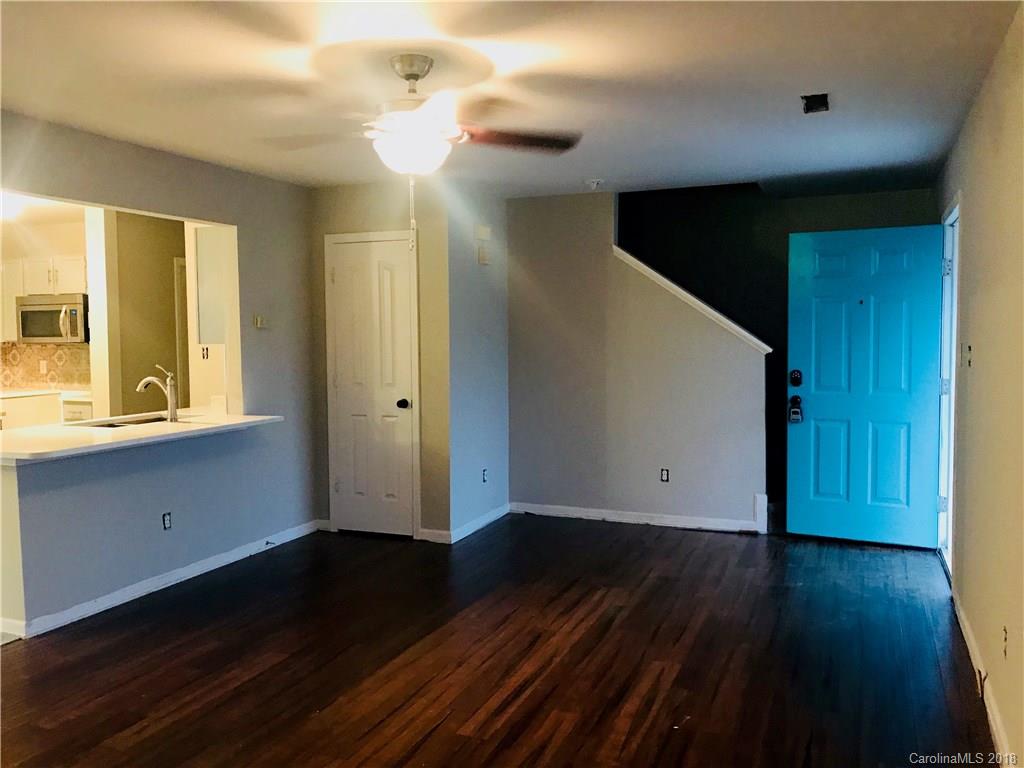 9826 Aviary Hill Way Charlotte NC 28214