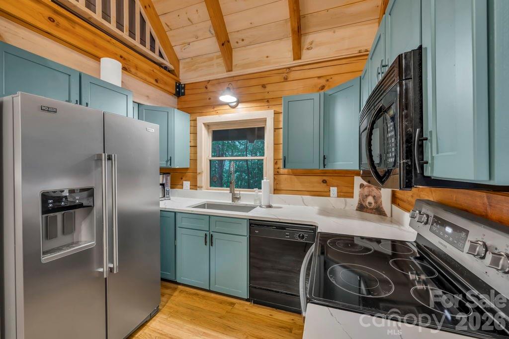 192 Dewitt Barnett Road Vilas NC 28692