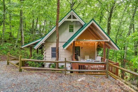 192 Dewitt Barnett Road Vilas NC 28692