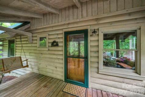 192 Dewitt Barnett Road Vilas NC 28692