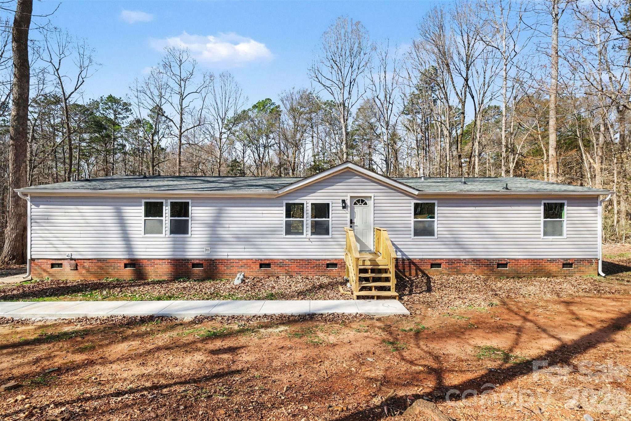 5050 Park Creek Drive Mount Holly NC 28120