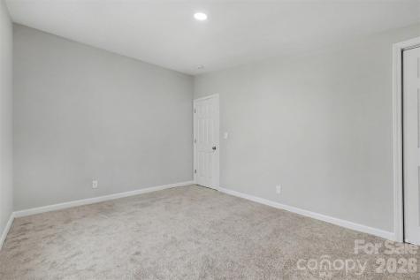 5050 Park Creek Drive Mount Holly NC 28120