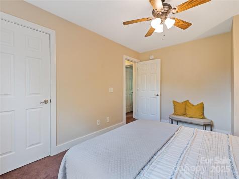 451 Riverview Drive Asheville NC 28806