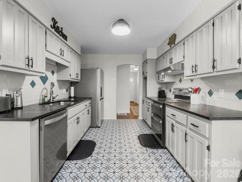 423 Mountain View Drive Columbus NC 28722