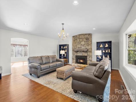 423 Mountain View Drive Columbus NC 28722
