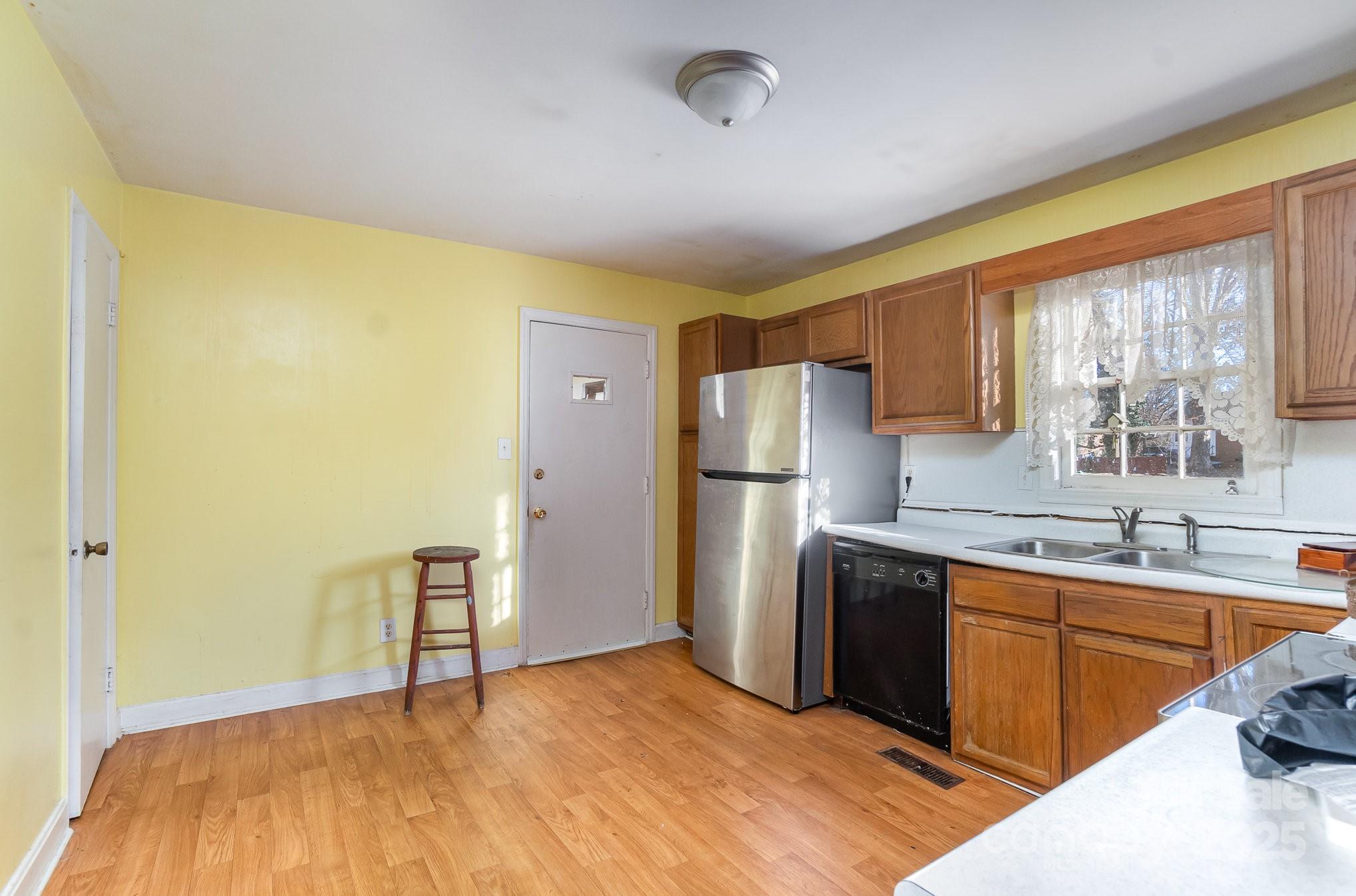 2819 Denview Lane Charlotte NC 28208