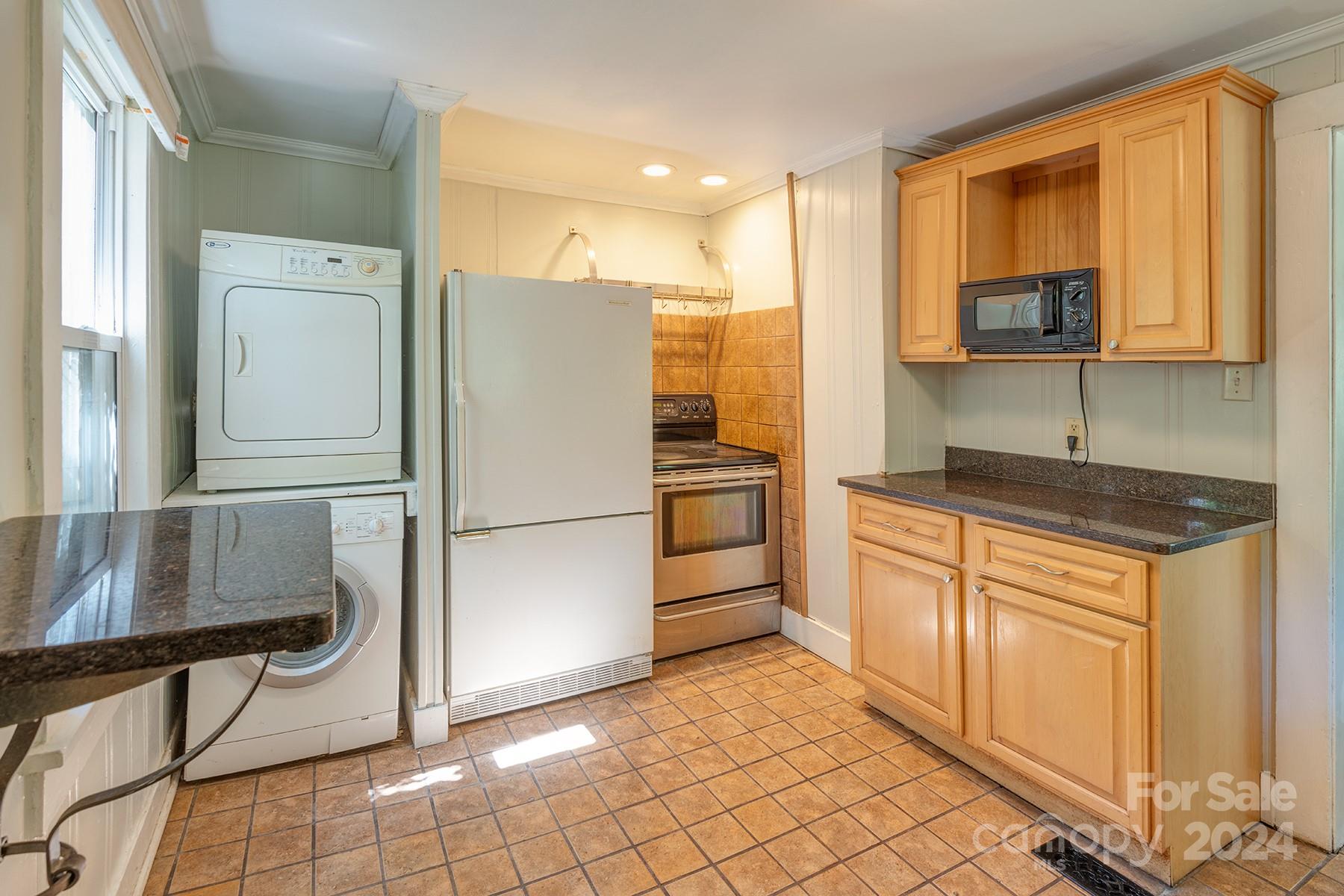19 Clay Street Asheville NC 28806