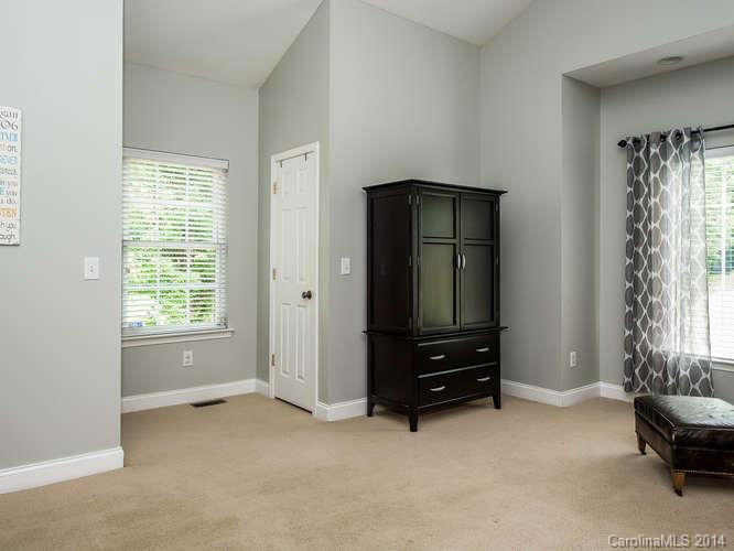 4917 Dawnridge Drive Charlotte NC 28226