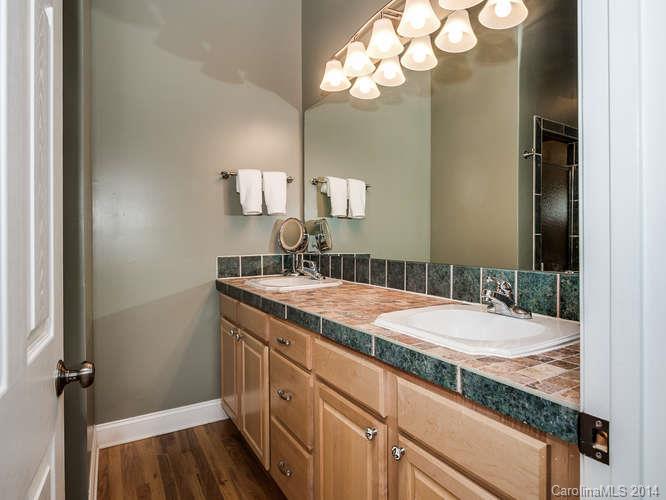 4917 Dawnridge Drive Charlotte NC 28226