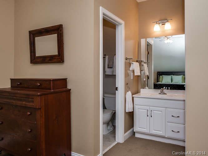 4917 Dawnridge Drive Charlotte NC 28226