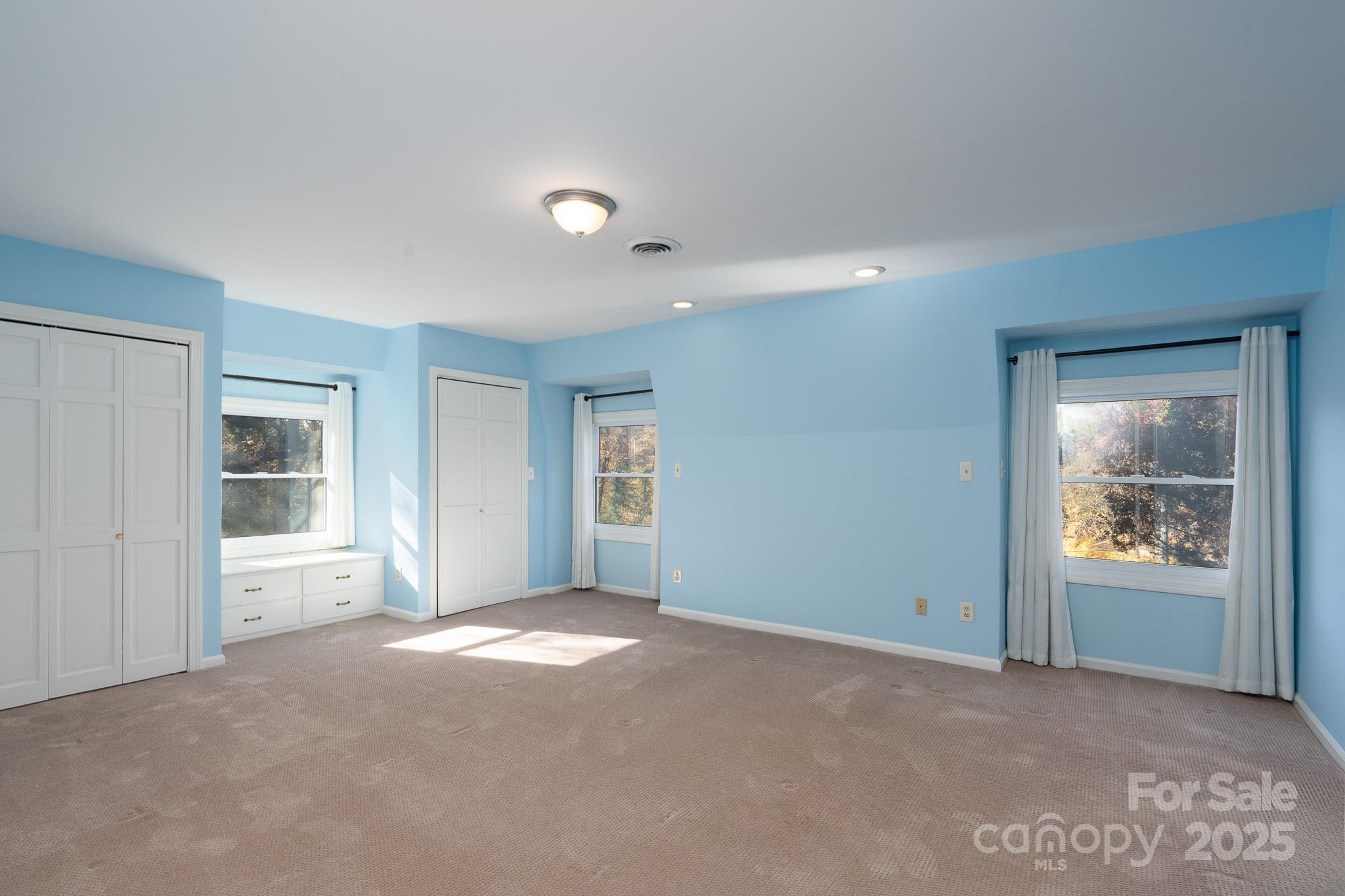 758 Williamsburg Drive NE Concord NC 28025