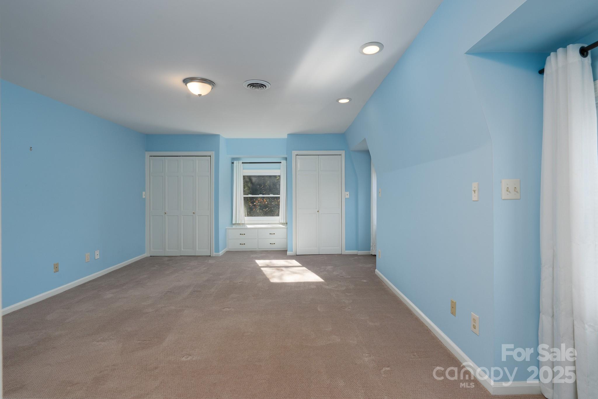758 Williamsburg Drive NE Concord NC 28025