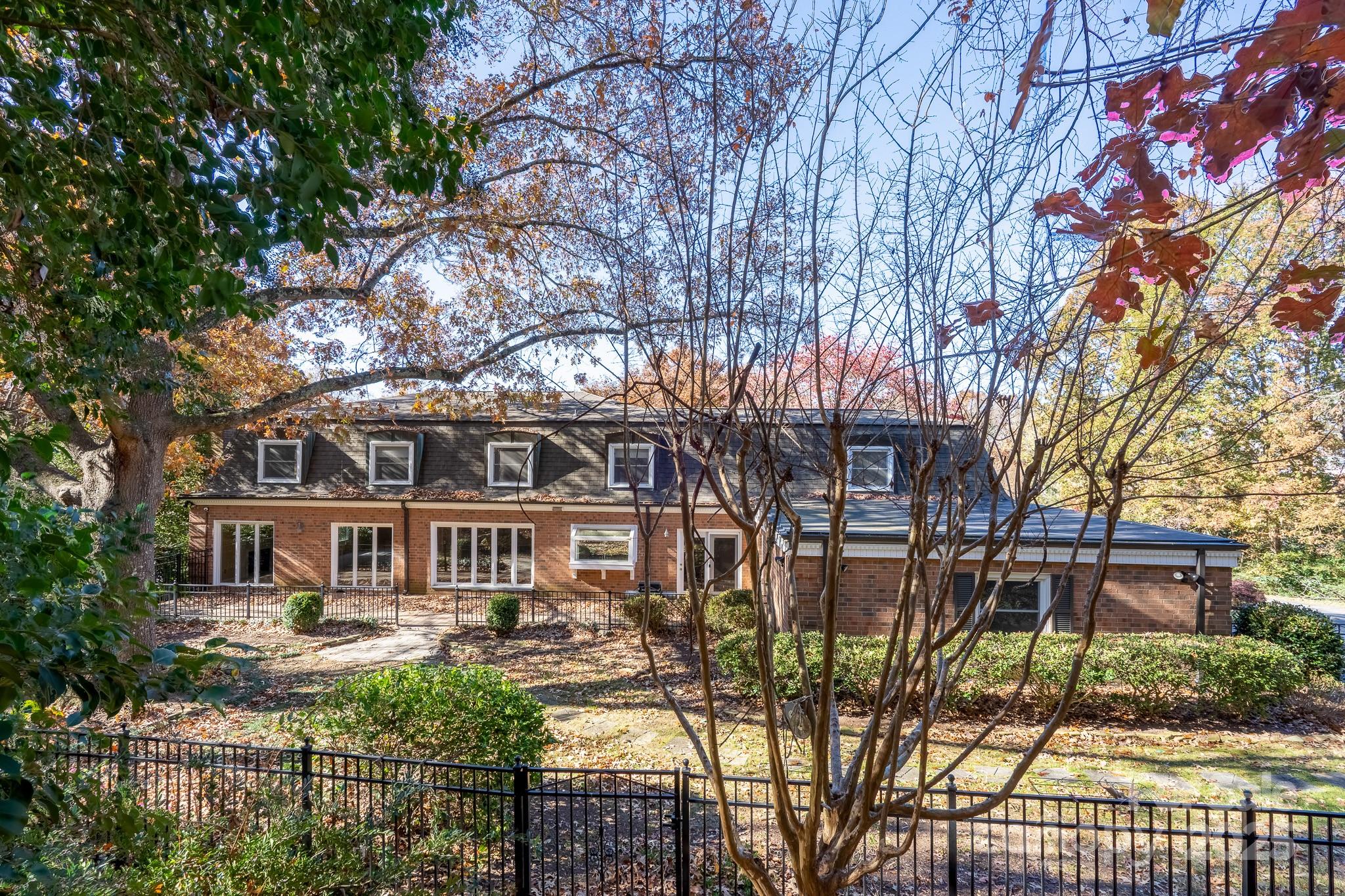 758 Williamsburg Drive NE Concord NC 28025