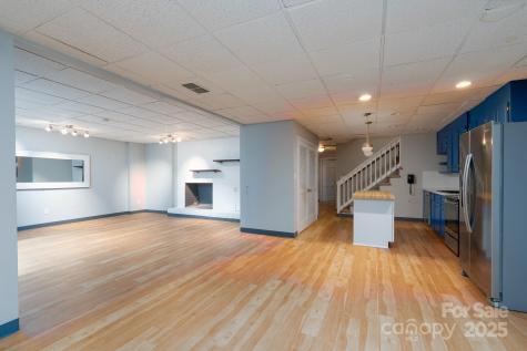 758 Williamsburg Drive NE Concord NC 28025