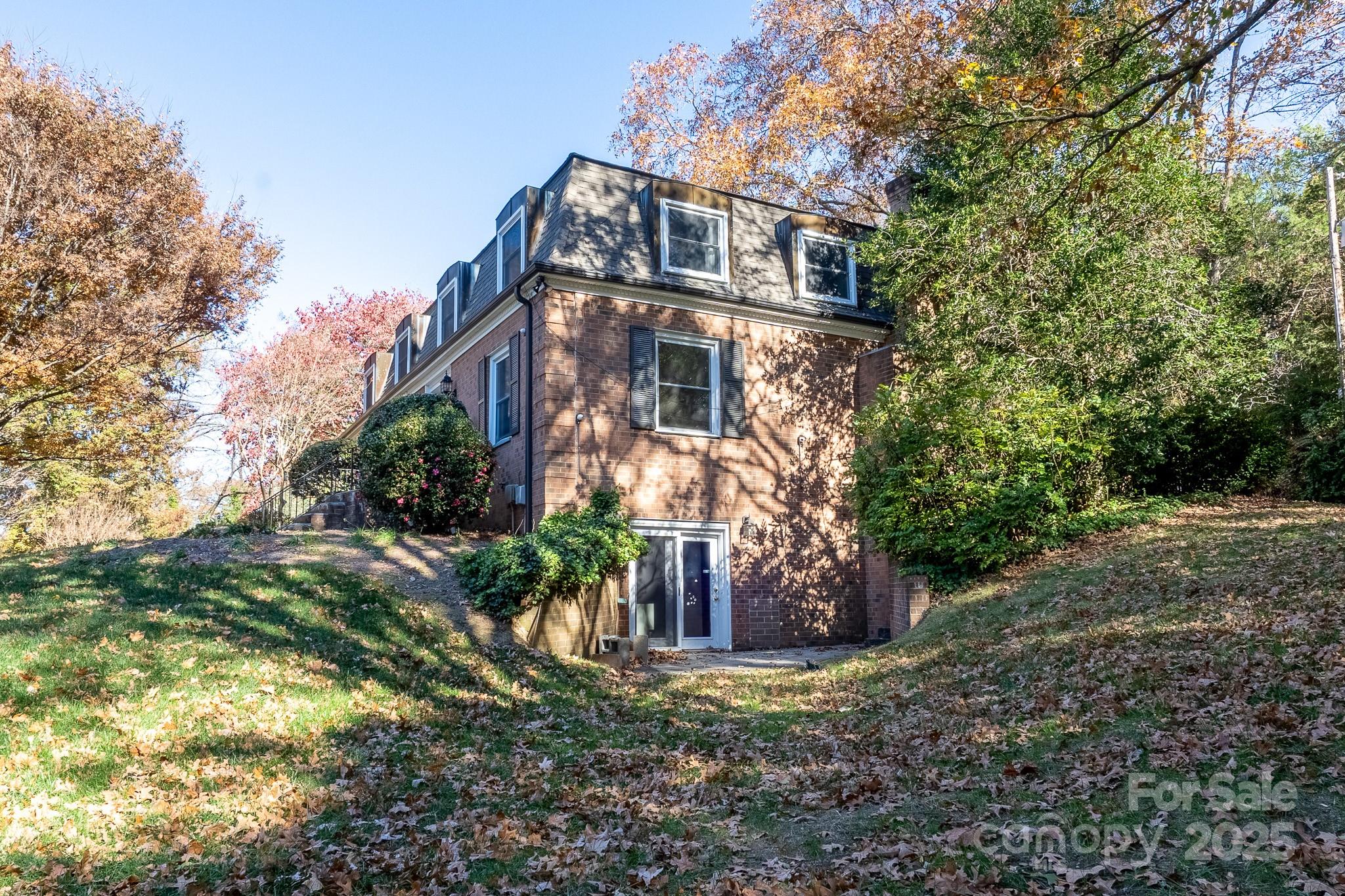 758 Williamsburg Drive NE Concord NC 28025