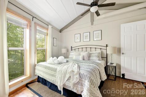 125 Pond Creek Road Beech Mountain NC 28604