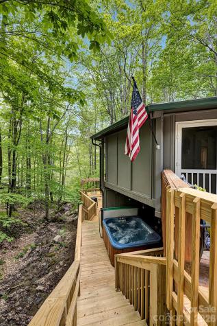 125 Pond Creek Road Beech Mountain NC 28604