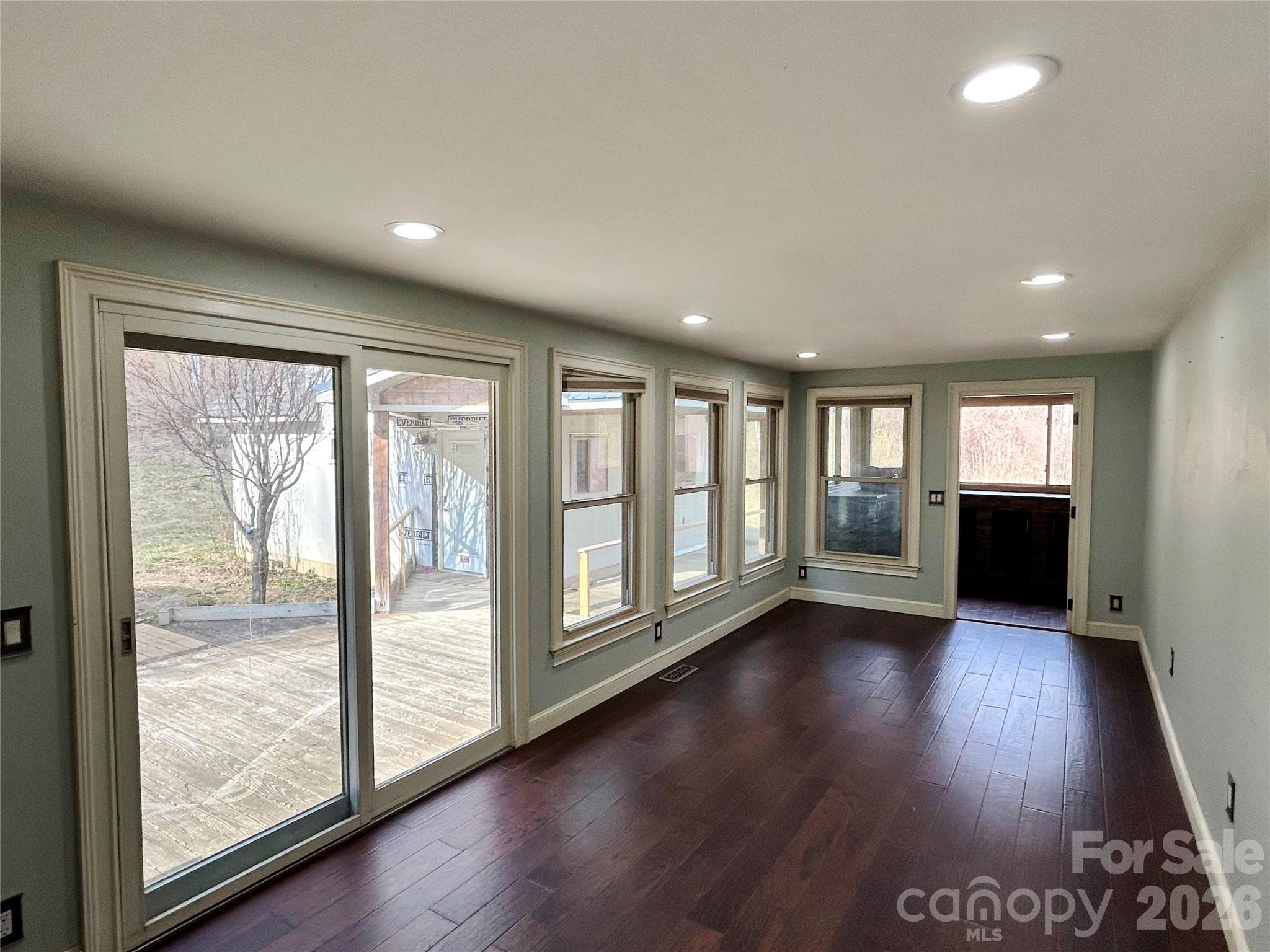 330 Potts Drive Waynesville NC 28785