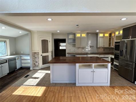 330 Potts Drive Waynesville NC 28785