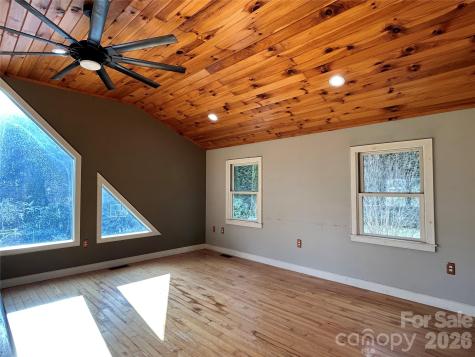 330 Potts Drive Waynesville NC 28785