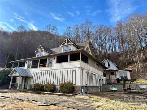 330 Potts Drive Waynesville NC 28785