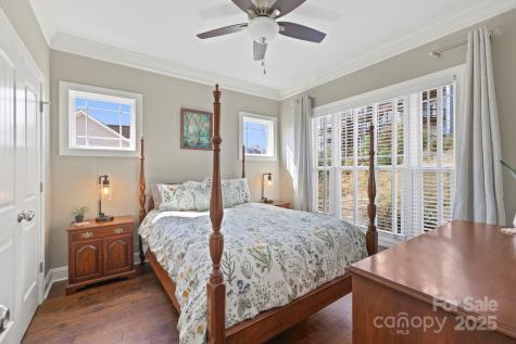 70 Tudor Way Black Mountain NC 28711