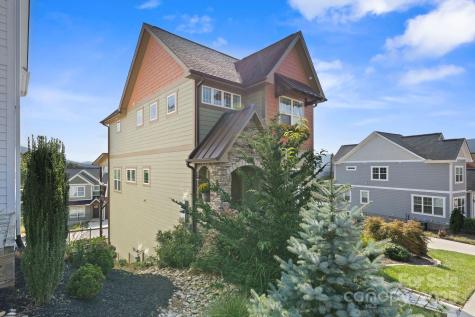 70 Tudor Way Black Mountain NC 28711