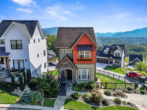 70 Tudor Way Black Mountain NC 28711
