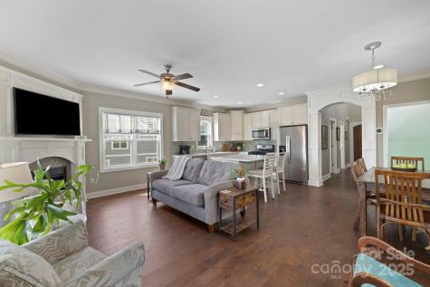 70 Tudor Way Black Mountain NC 28711