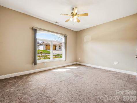 44 Pacifico Drive Asheville NC 28806