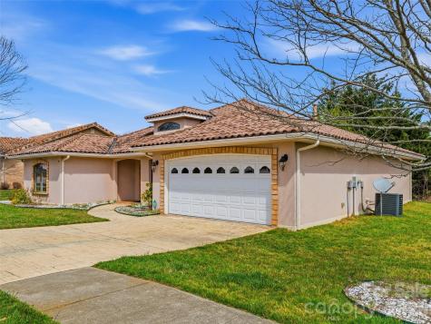 44 Pacifico Drive Asheville NC 28806