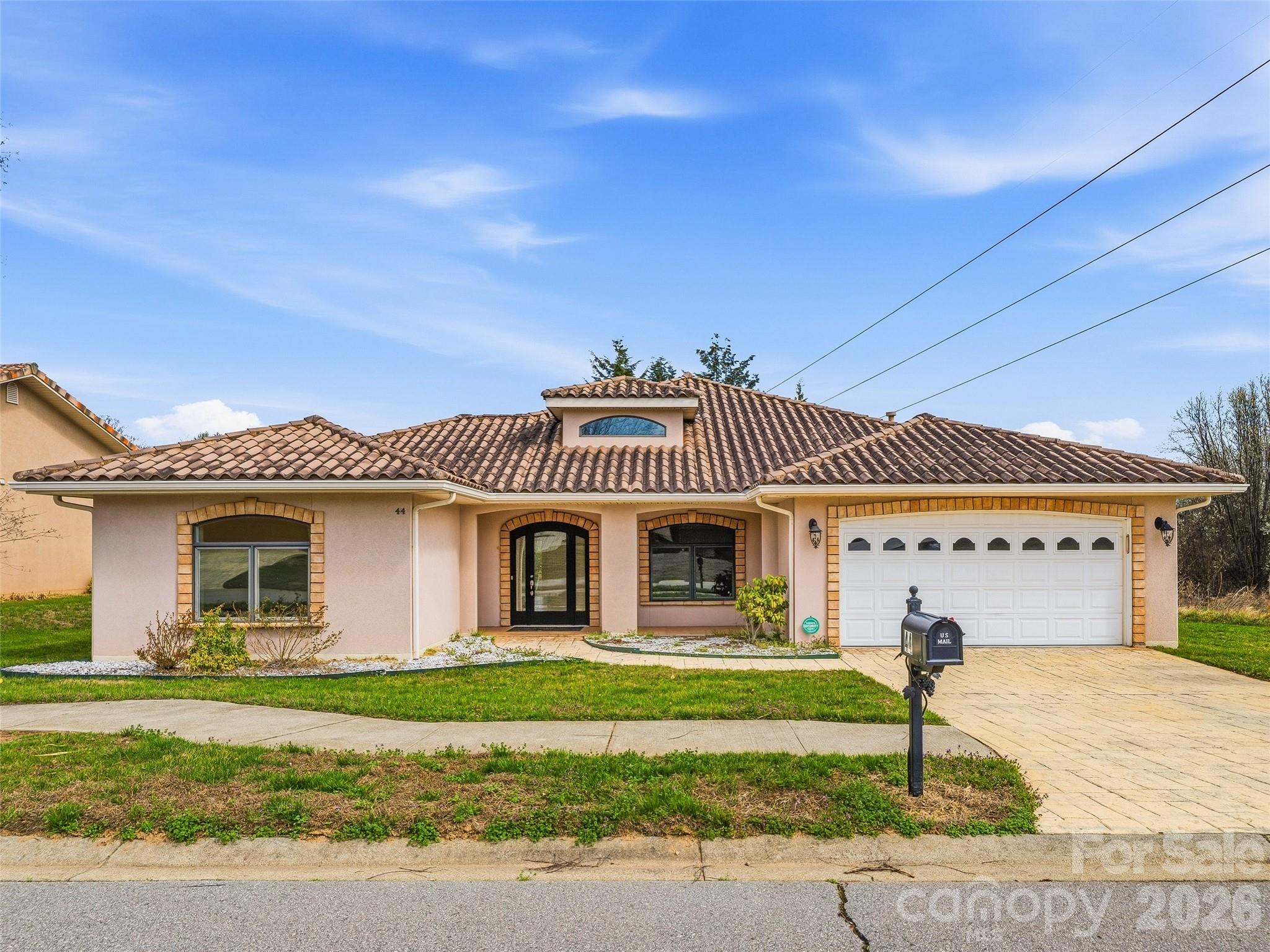 44 Pacifico Drive Asheville NC 28806