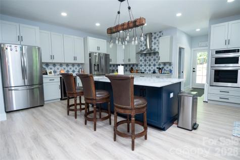 2371 W Paradise Harbor Drive Connelly Springs NC 28612