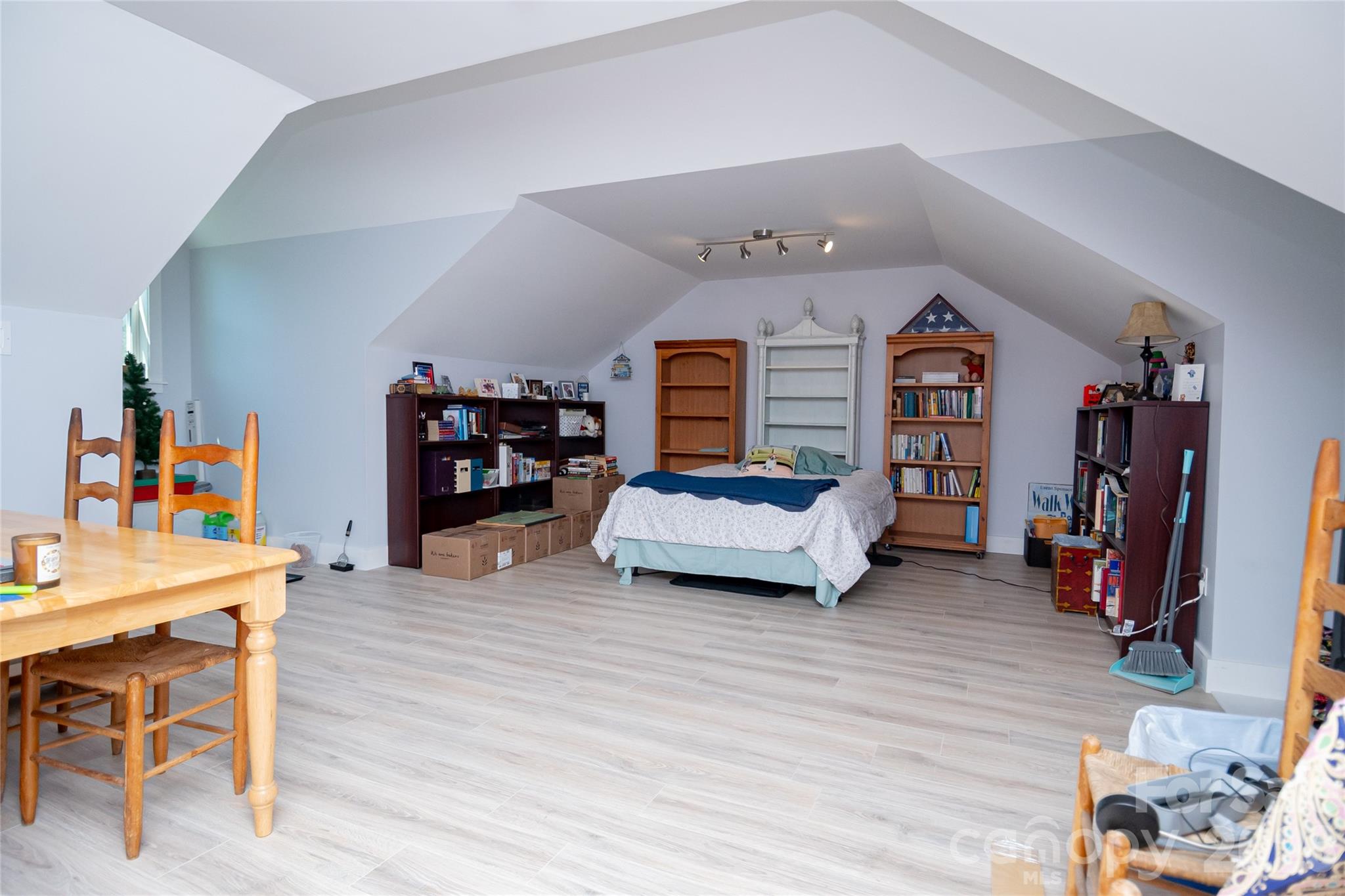 2371 W Paradise Harbor Drive Connelly Springs NC 28612
