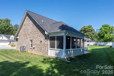 438 Fernwood Drive Yadkinville NC 27055