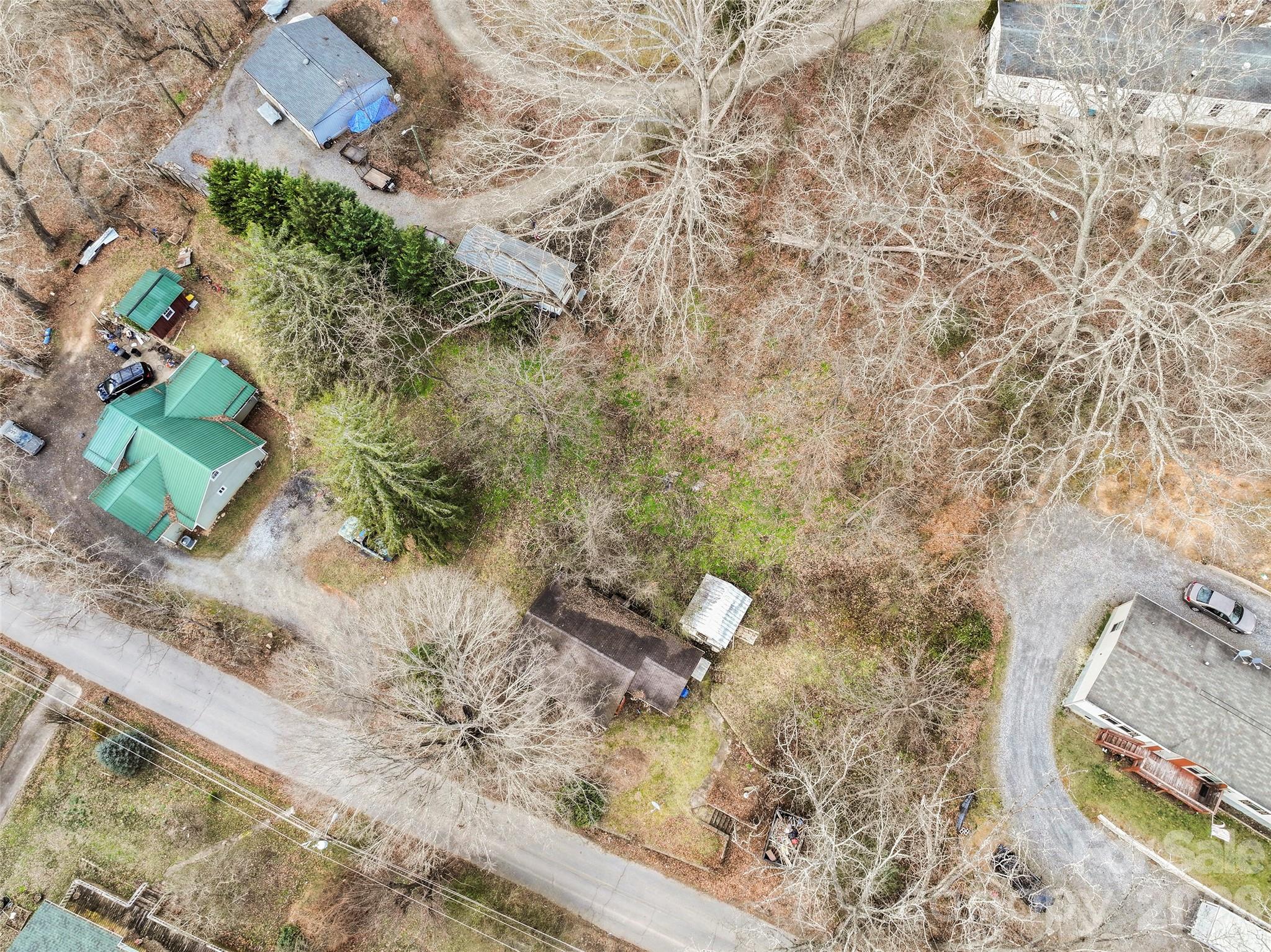 75 Travis Street Clyde NC 28721