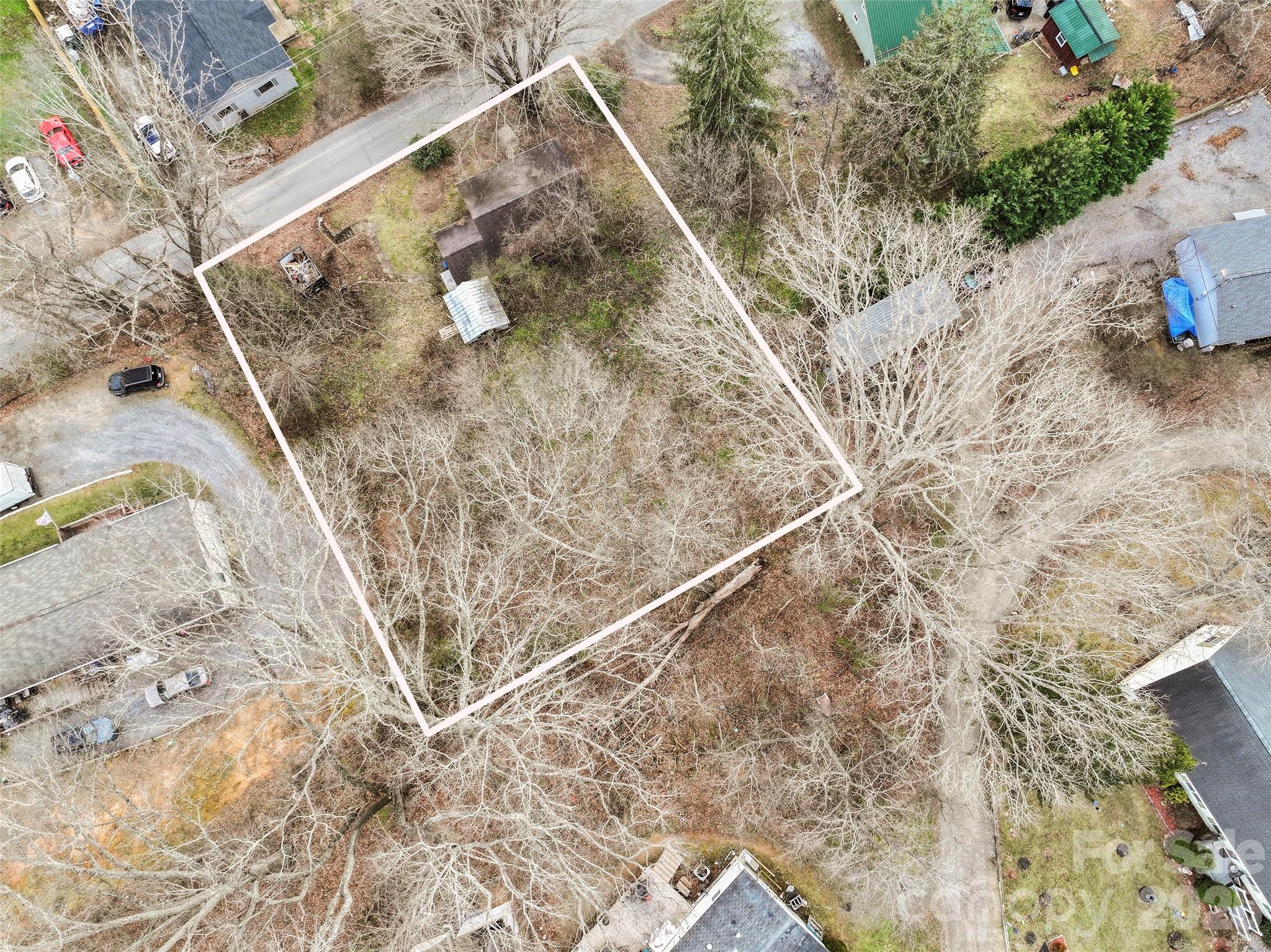 75 Travis Street Clyde NC 28721