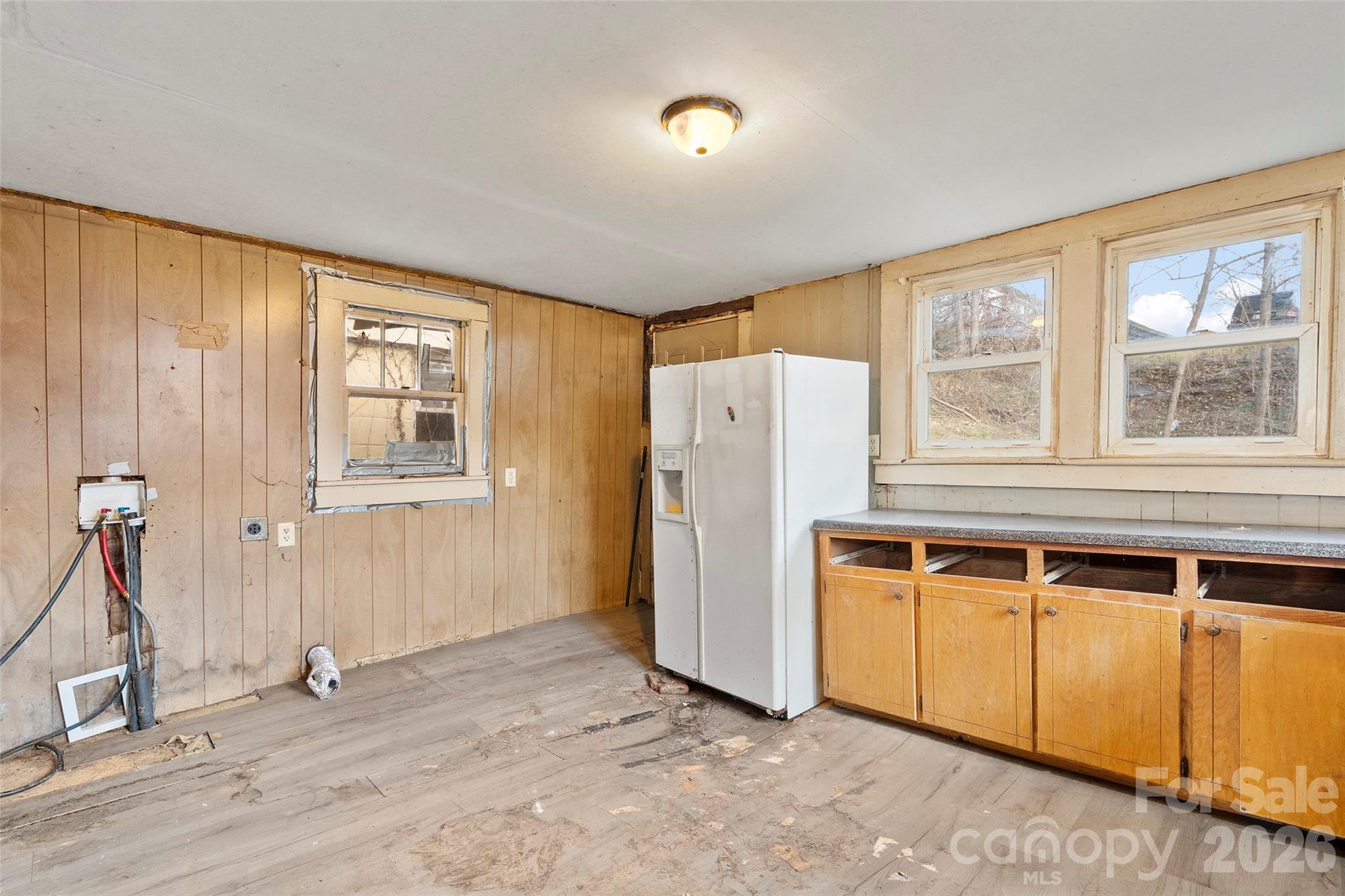 75 Travis Street Clyde NC 28721