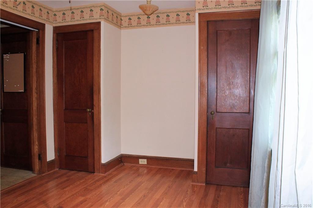495 Fairview Road Asheville NC 28803