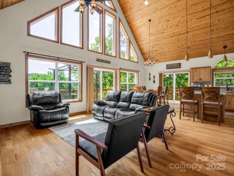 188 Fern Loop Lake Lure NC 28746