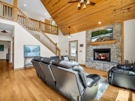 188 Fern Loop Lake Lure NC 28746