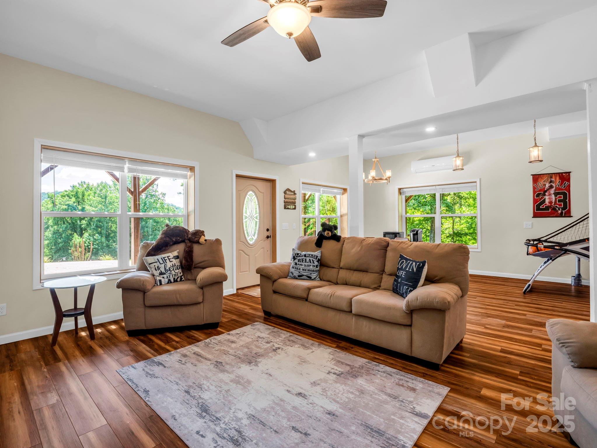 188 Fern Loop Lake Lure NC 28746