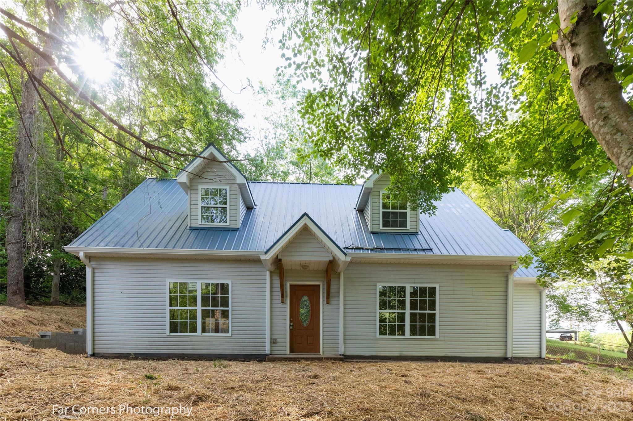 292 Youngs Cove Road Candler NC 28715