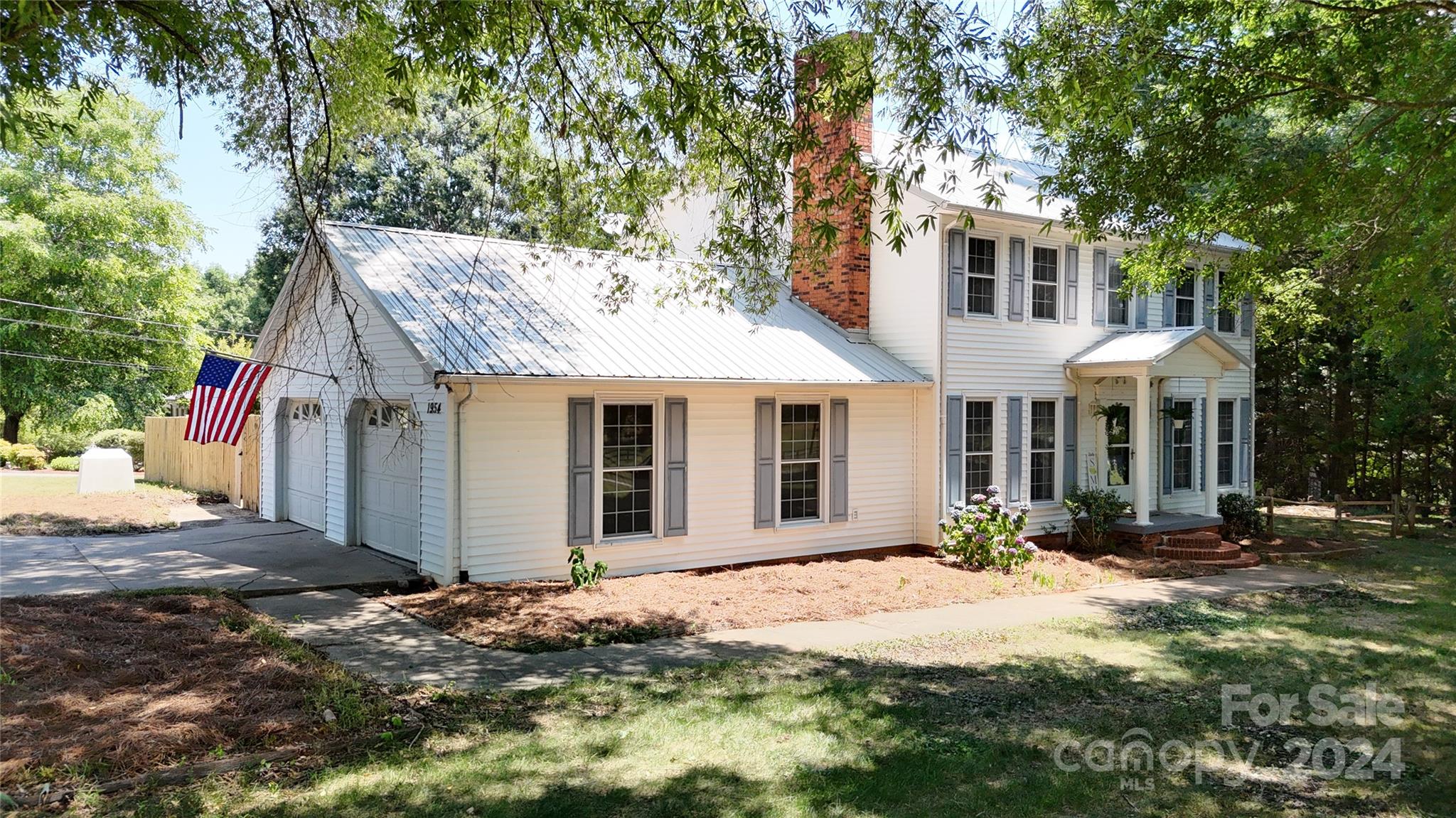 1954 Disney Lane Newton NC 28658