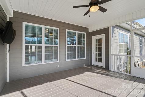 10885 Greenvale Drive Harrisburg NC 28075