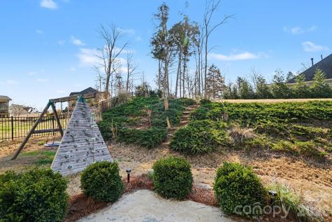 10885 Greenvale Drive Harrisburg NC 28075