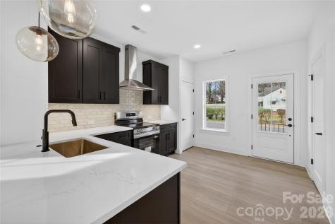 1019 Carter Avenue Charlotte NC 28206