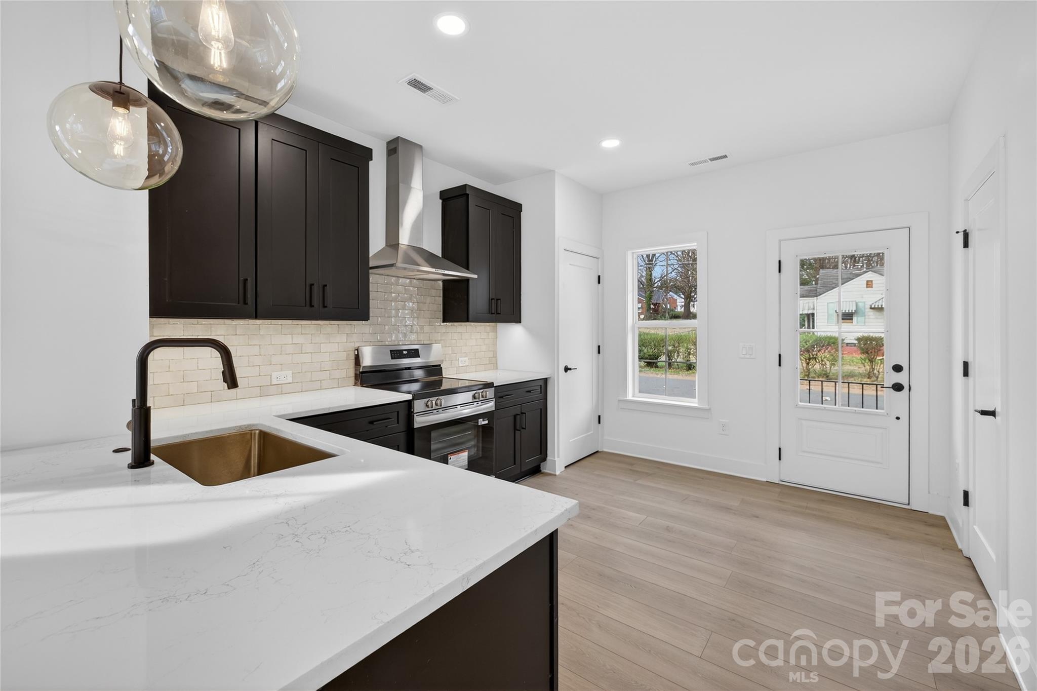 1019 Carter Avenue Charlotte NC 28206